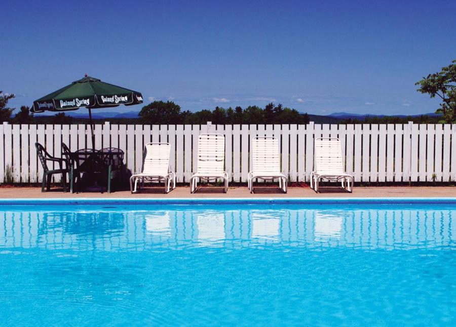 The Presidential Inn At Poland Spring Resort Exterior foto